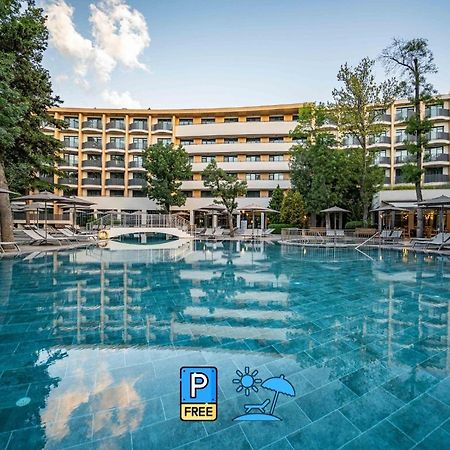 Hvd Club Bor Ultra All Inclusive - Private Beach & Free Parking Sunny Beach Exterior photo