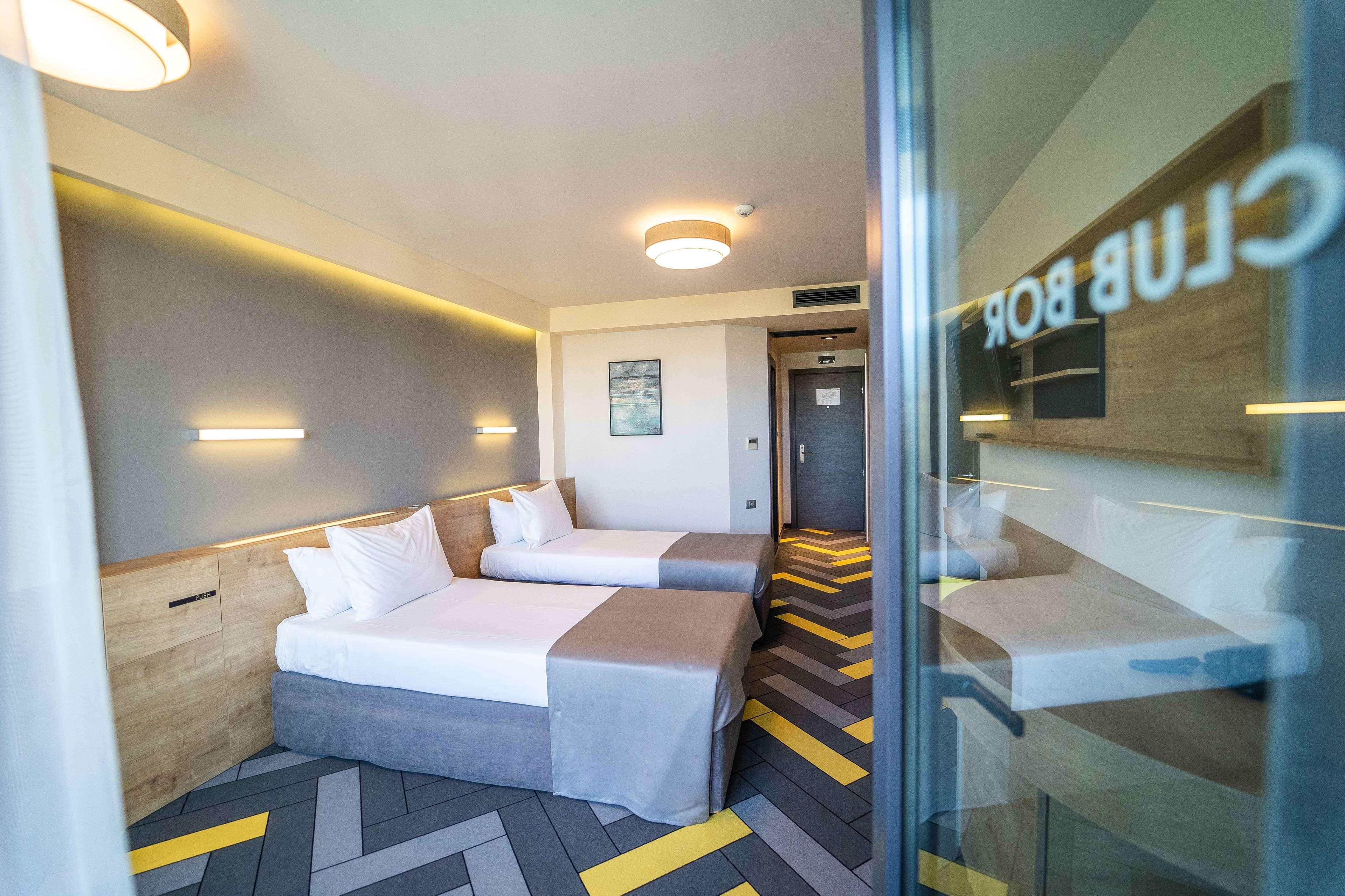 Hvd Club Bor Ultra All Inclusive - Private Beach & Free Parking Sunny Beach Exterior photo
